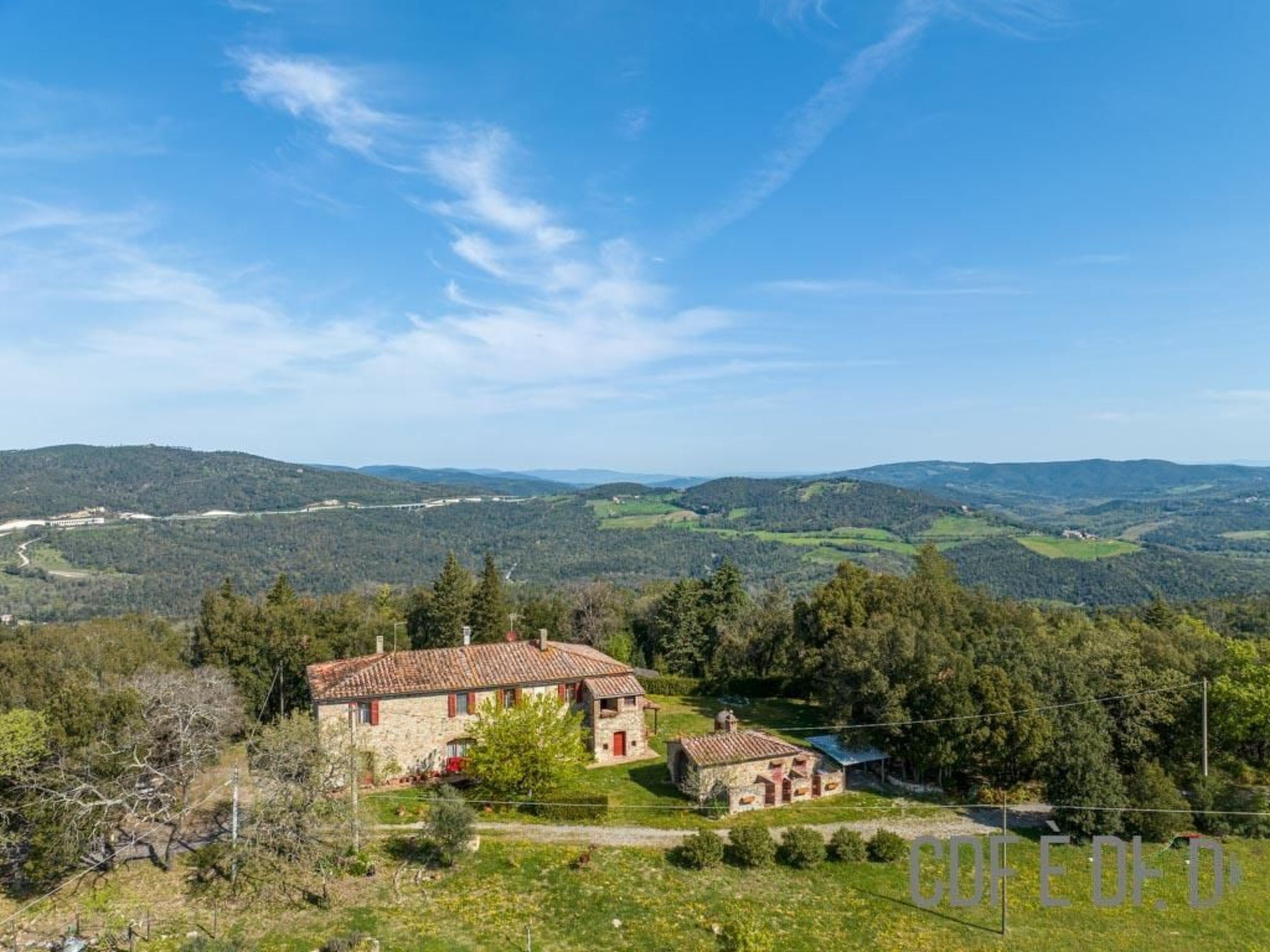Bauernhaus mit Schwimmbad -Klimaanlage