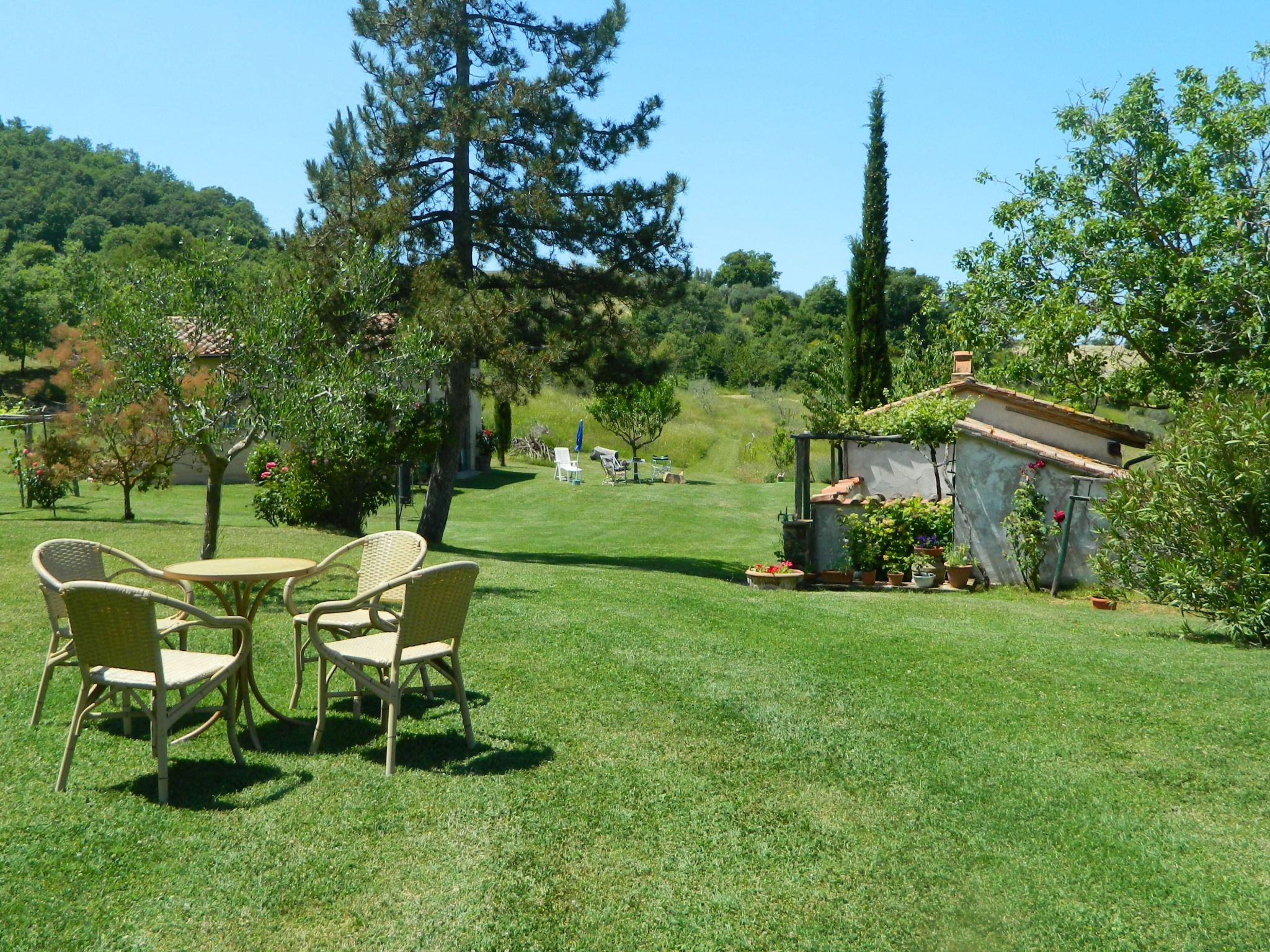 Haus Claudia mit schönem Garten-Binnen