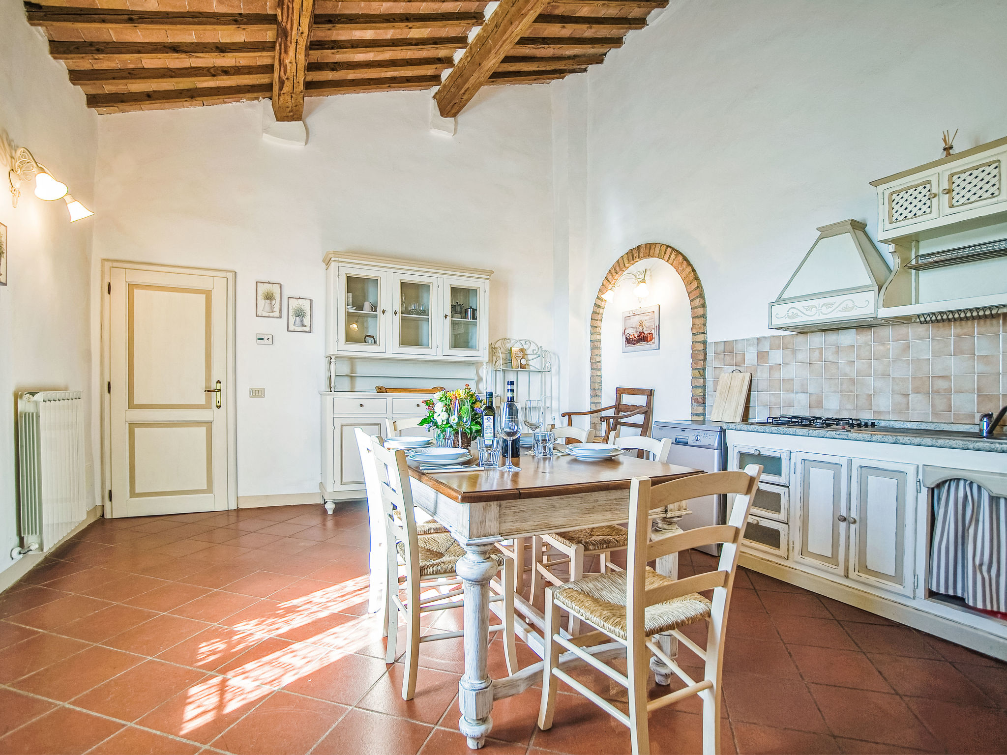 Torrenieri-Inside