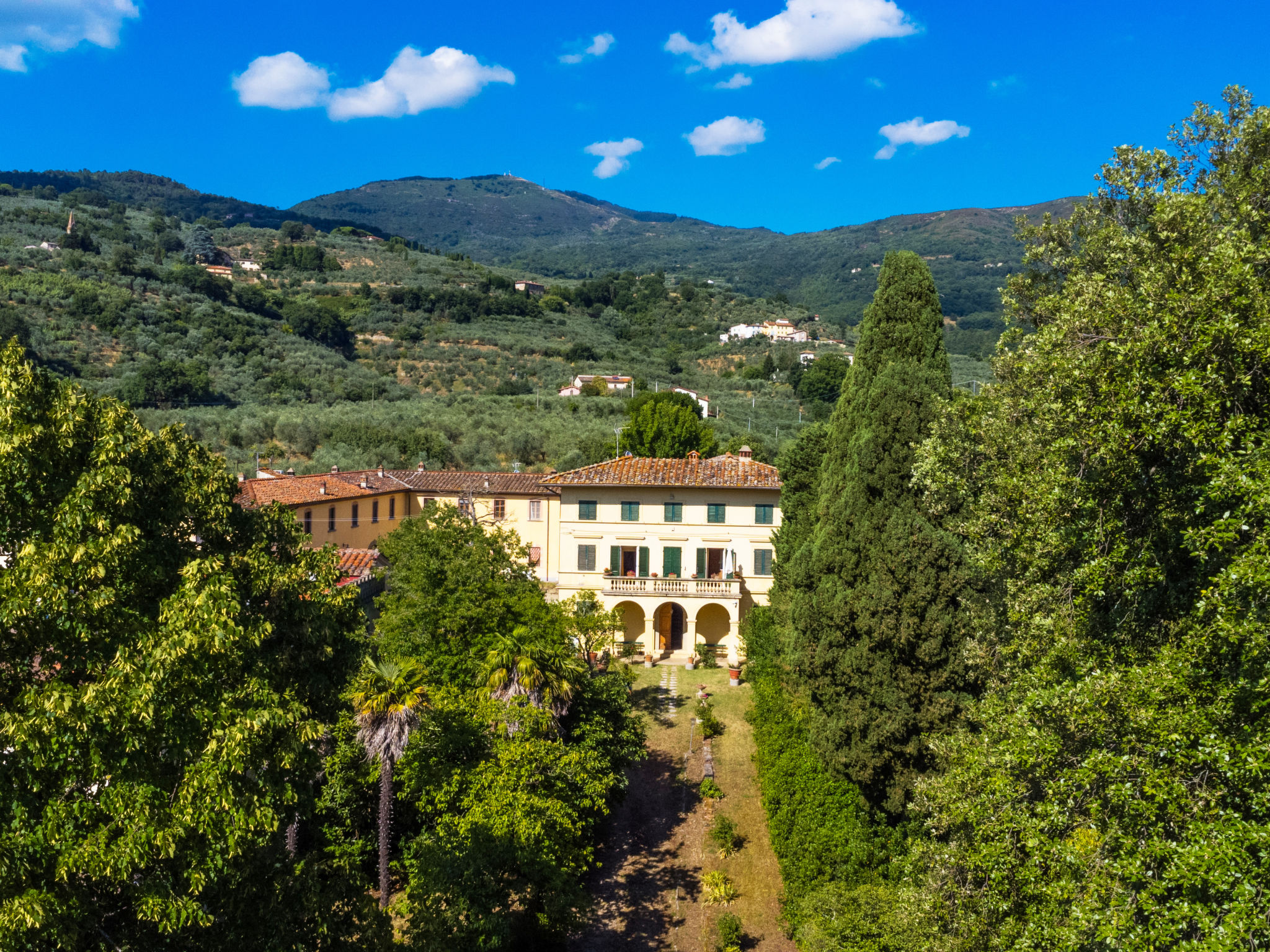 Villa Mandri-Buiten