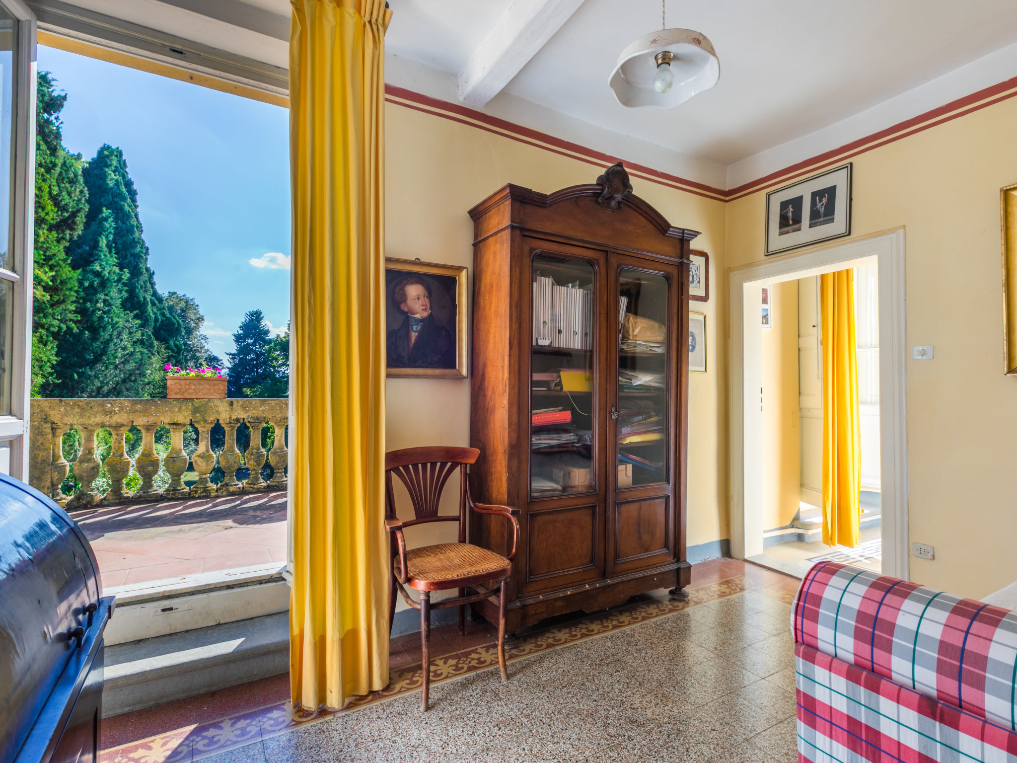 Villa Mandri-Binnen