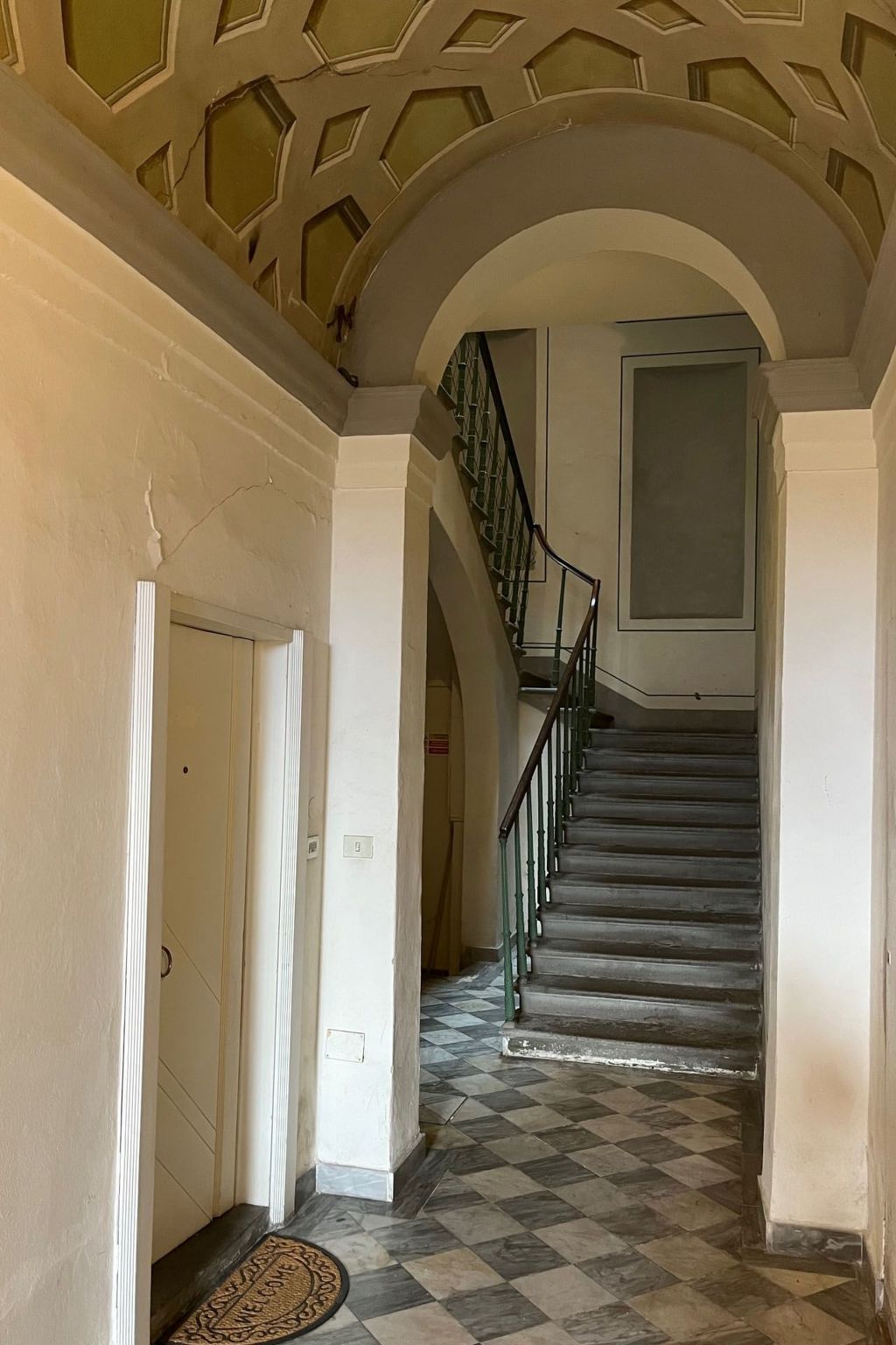 Le volte klimatisiertes Loft-Binnen