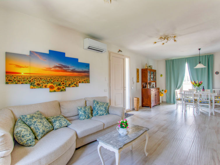 Search and Stay destination Bientina, Toscana - Italy from AU$ 246. del Sole