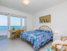 Aan zee: Ruim appartement met zeezicht in Castiglioncello - thumbnail 5
