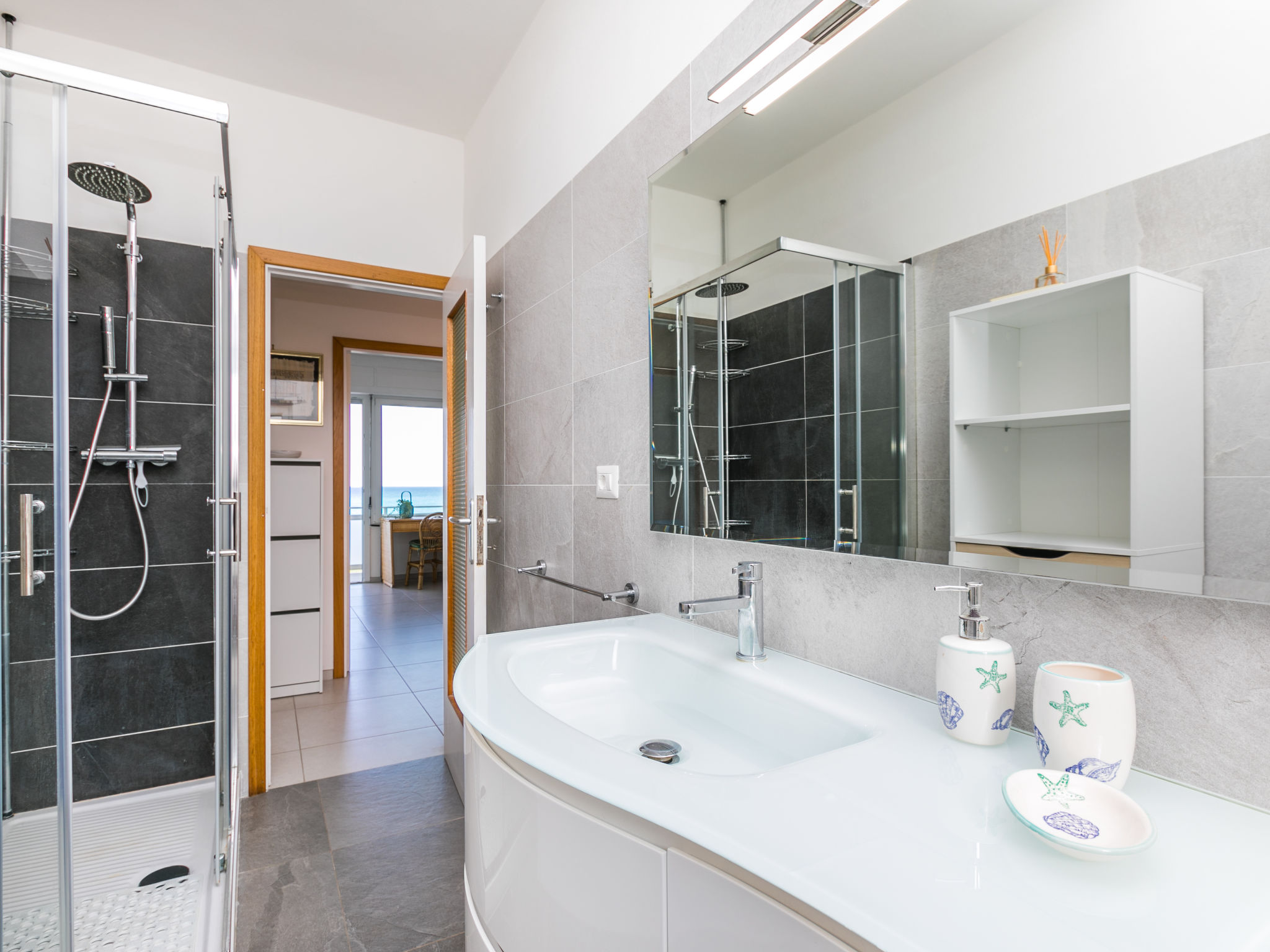 Aan zee: Ruim appartement met zeezicht in Castiglioncello - foto 34