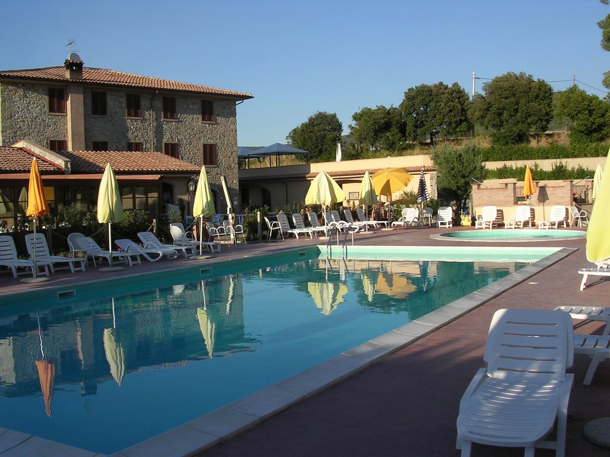 Pieve pomaia trilo flach — view 1 of 24