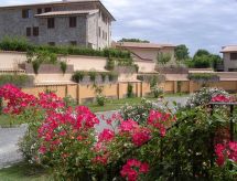 "Pieve pomaia 32" mit Pool