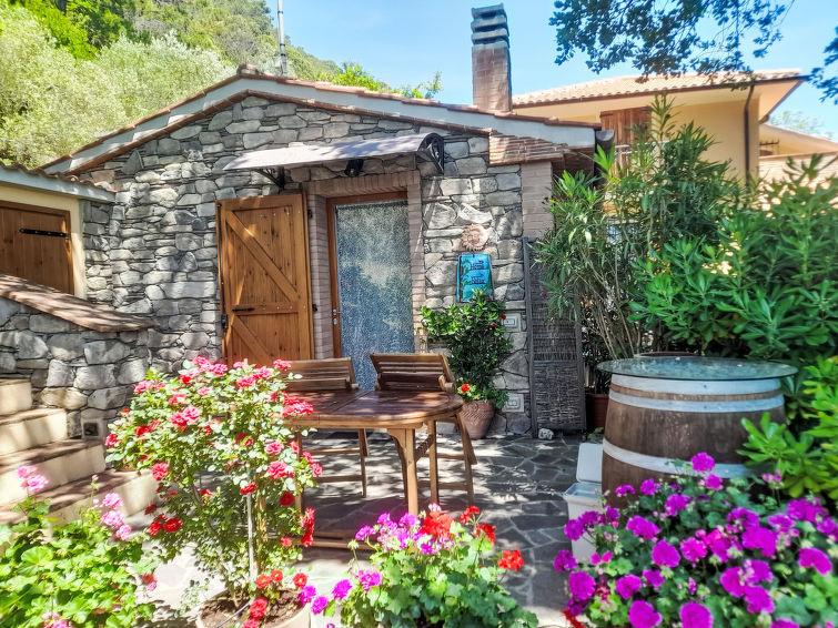 Vrijstaand vakantiehuis Home Relax in Castellina Marittima in Castellina Marittima