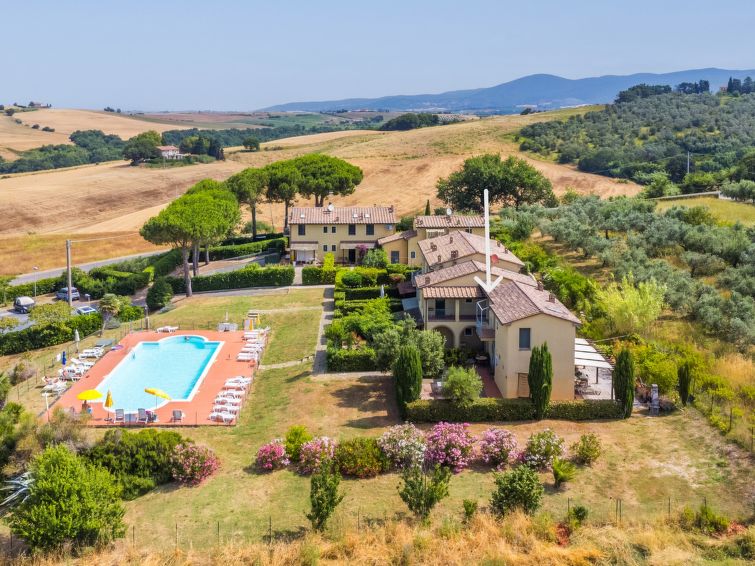 Sfeervol appartement Le Farsiche in Castellina Marittima in Castellina Marittima
