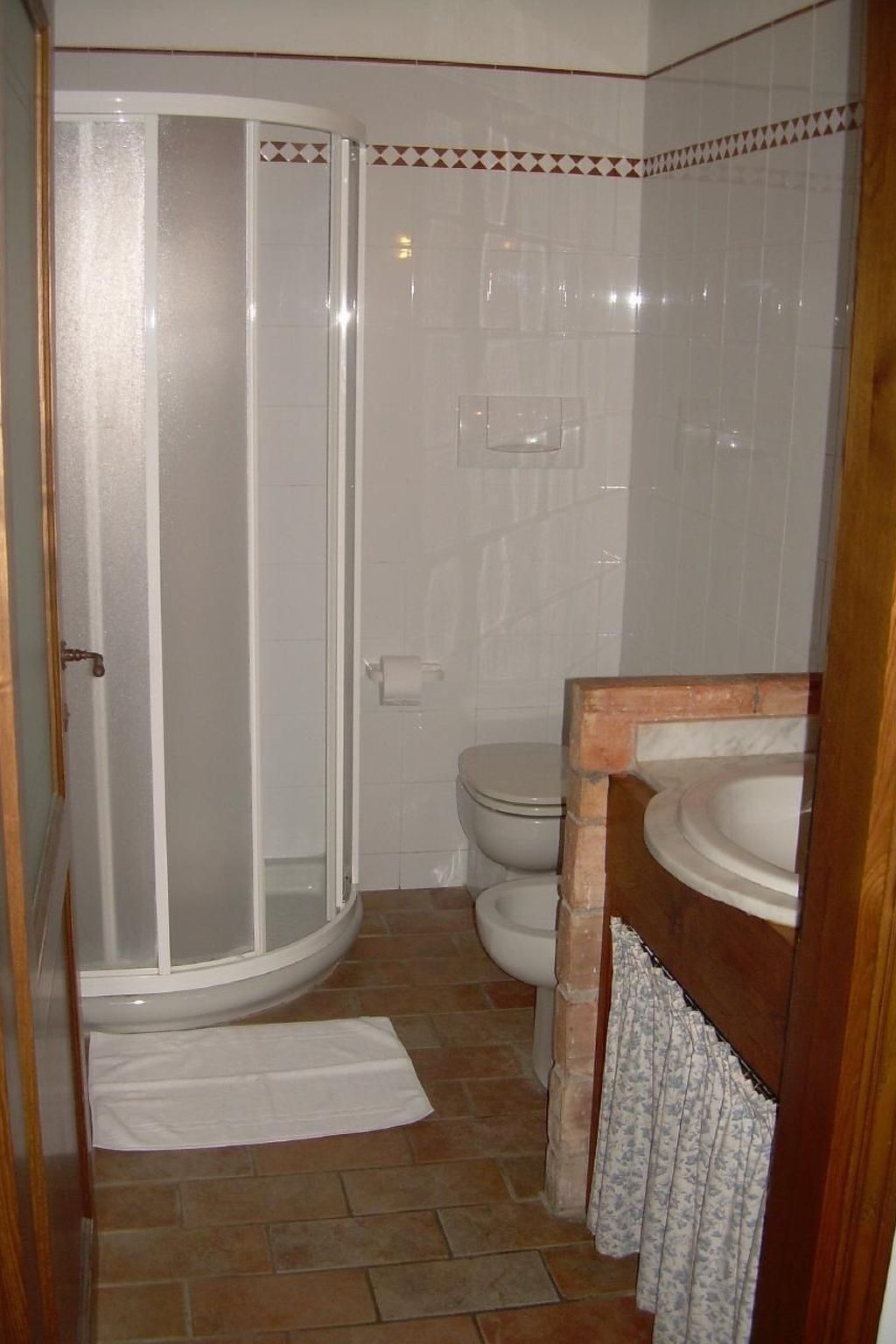 Anwesen "La Casina" mit privatem Garten und Grill-Drinnen