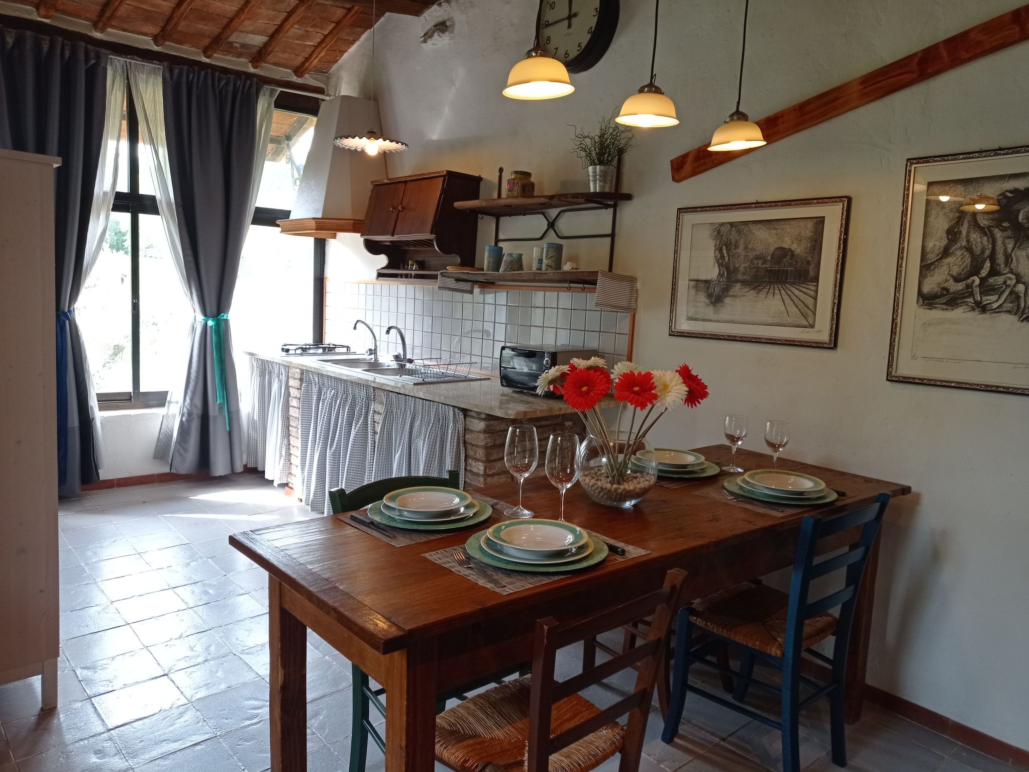 Wohnung La Capanna mit Garten und Pool-Drinnen