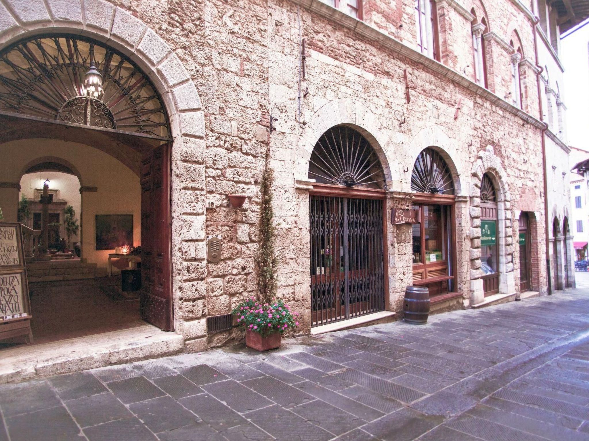 Malfatti Palace - Premier Studio-Binnen