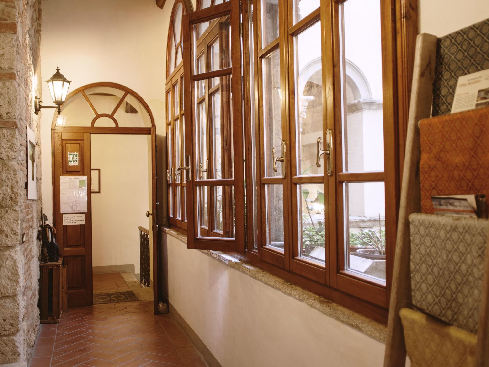 Sperior Zwei-Zimmer-Wohnung-Binnen