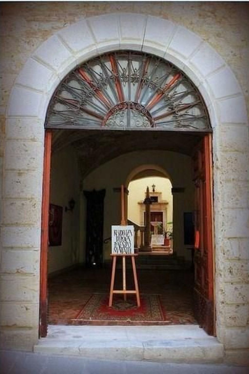 Palazzo Malfatti Zwei-Zimmer-Wohnung für zwei Personen-Binnen