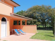 Unterkunft am Strand, Schwimmbad, AC, private Terrasse