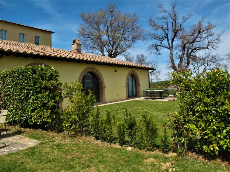 Search and Stay destination Provincia di Siena, Toscana - Italy from AU$ 565. Villa Falco