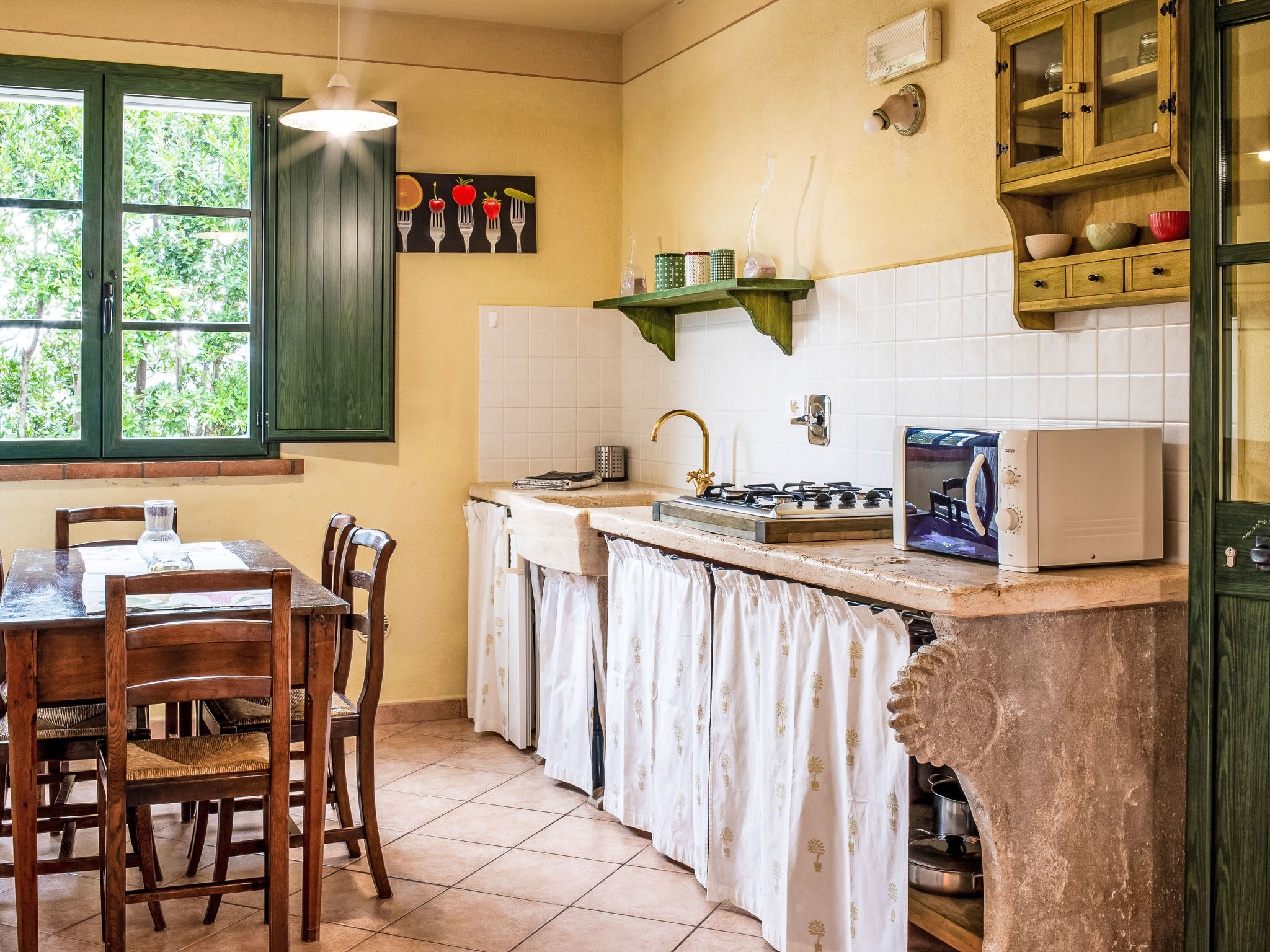 Kitchen / Dining Room
