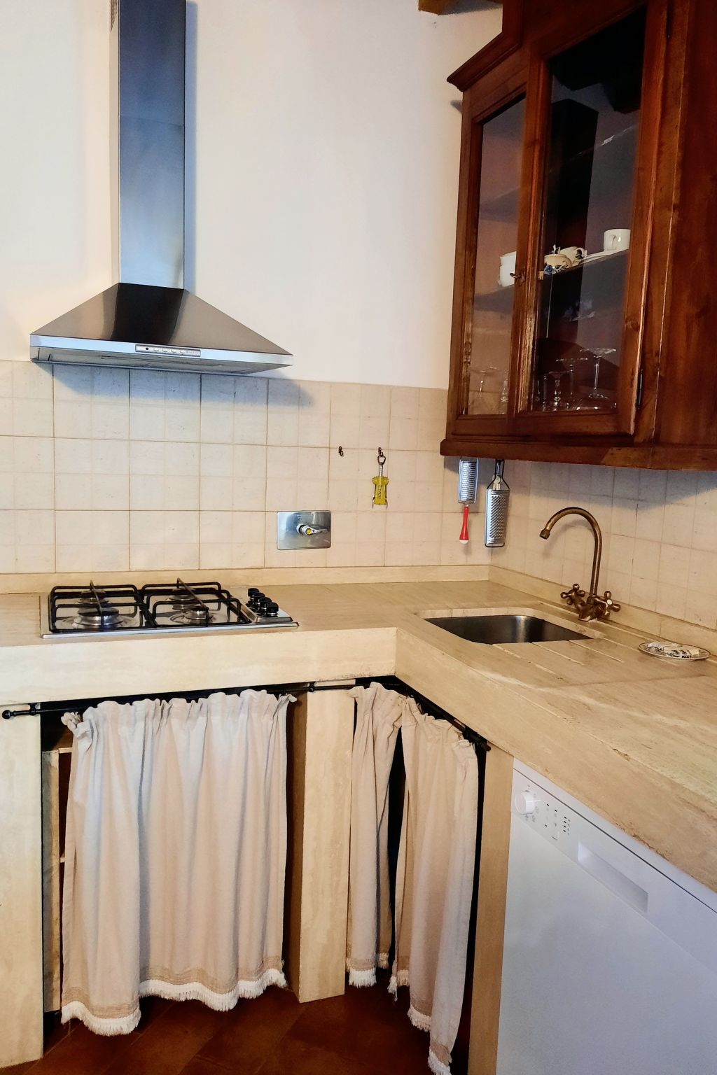 ZWISCHEN DEM LAND UND DEM MEER-Binnen