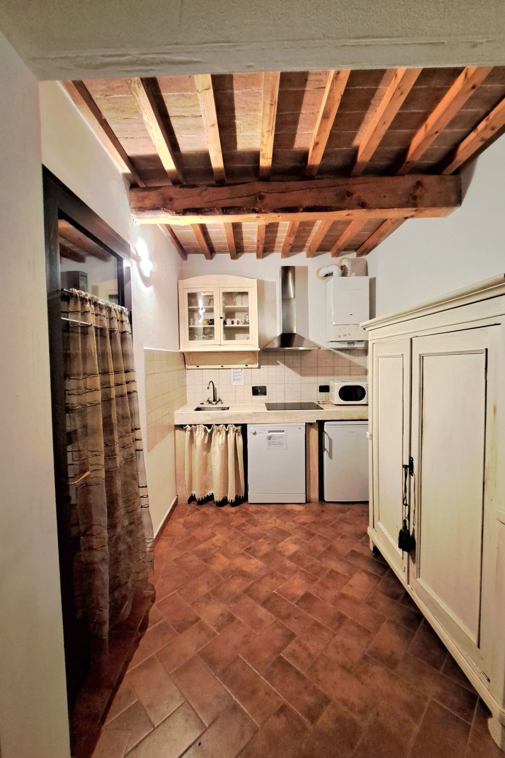 ZWISCHEN DEM LAND UND DEM MEER-Binnen