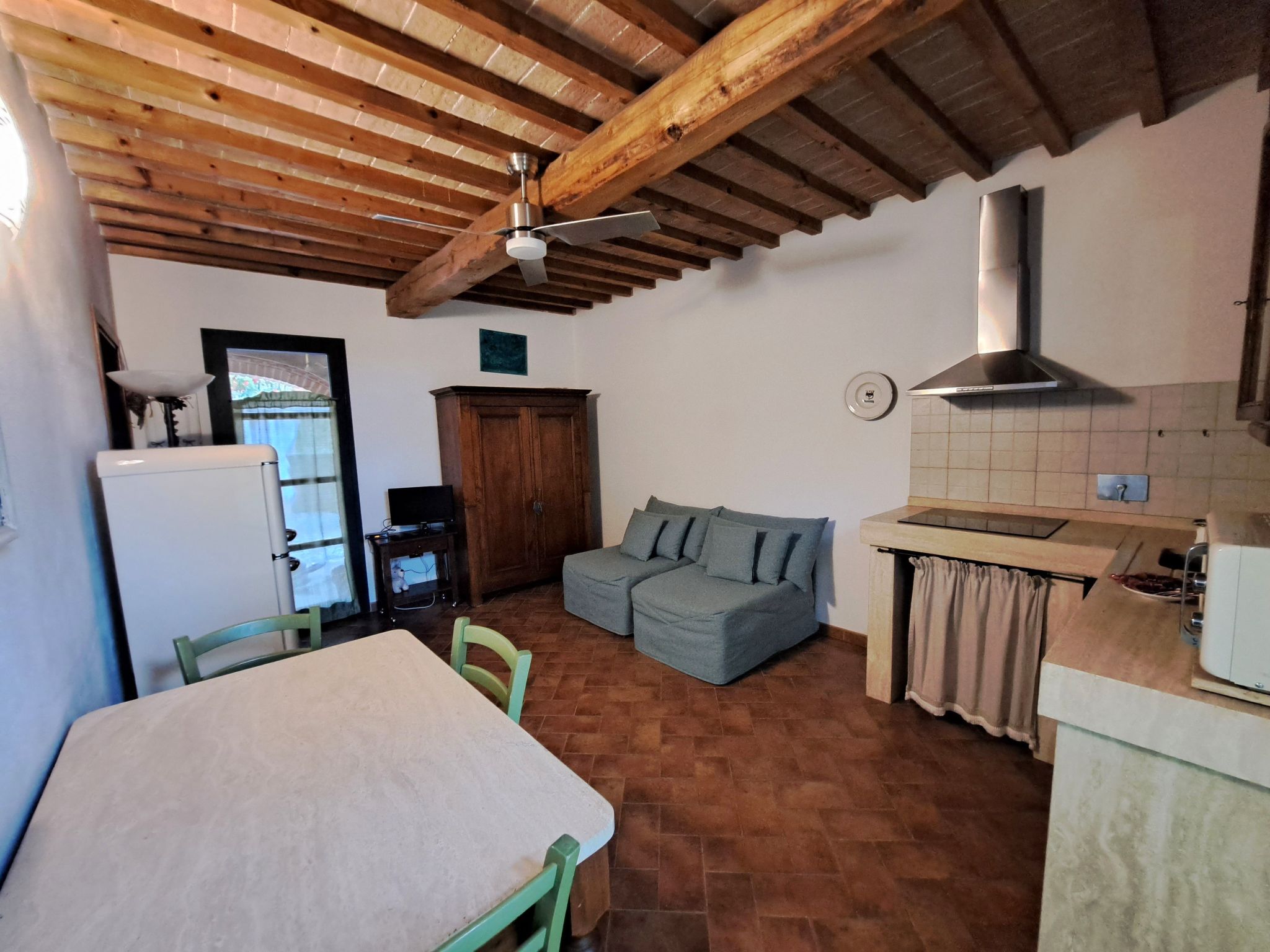 ZWISCHEN DEM LAND UND DEM MEER-Binnen