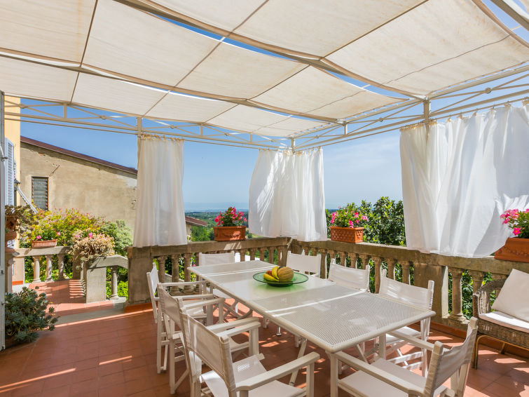 Search and Stay destination Lari, Toscana - Italy from AU$ 632. Il Belvedere