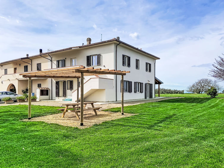 Licht appartement I Pini in Bibbona voor 5 personen in Bibbona