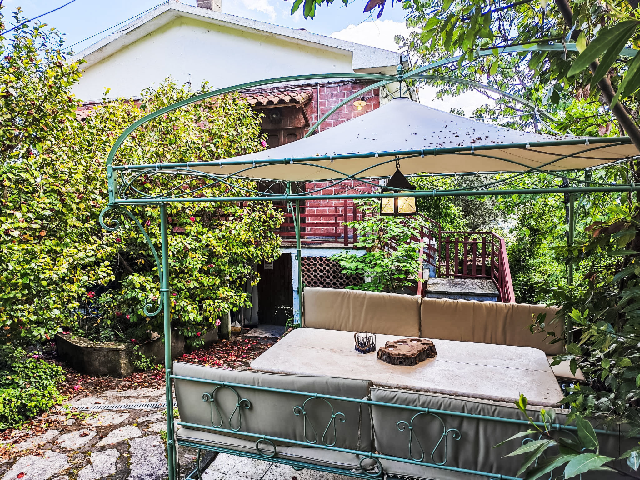 Wohnung 'Pink Holly' mit Terrasse
