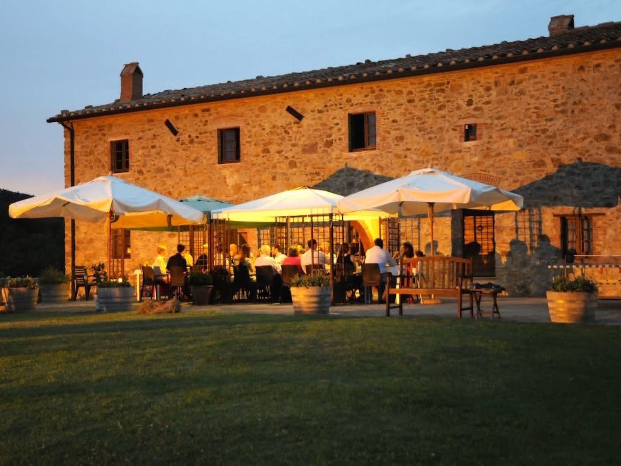 Suite con Giardino-Drinnen