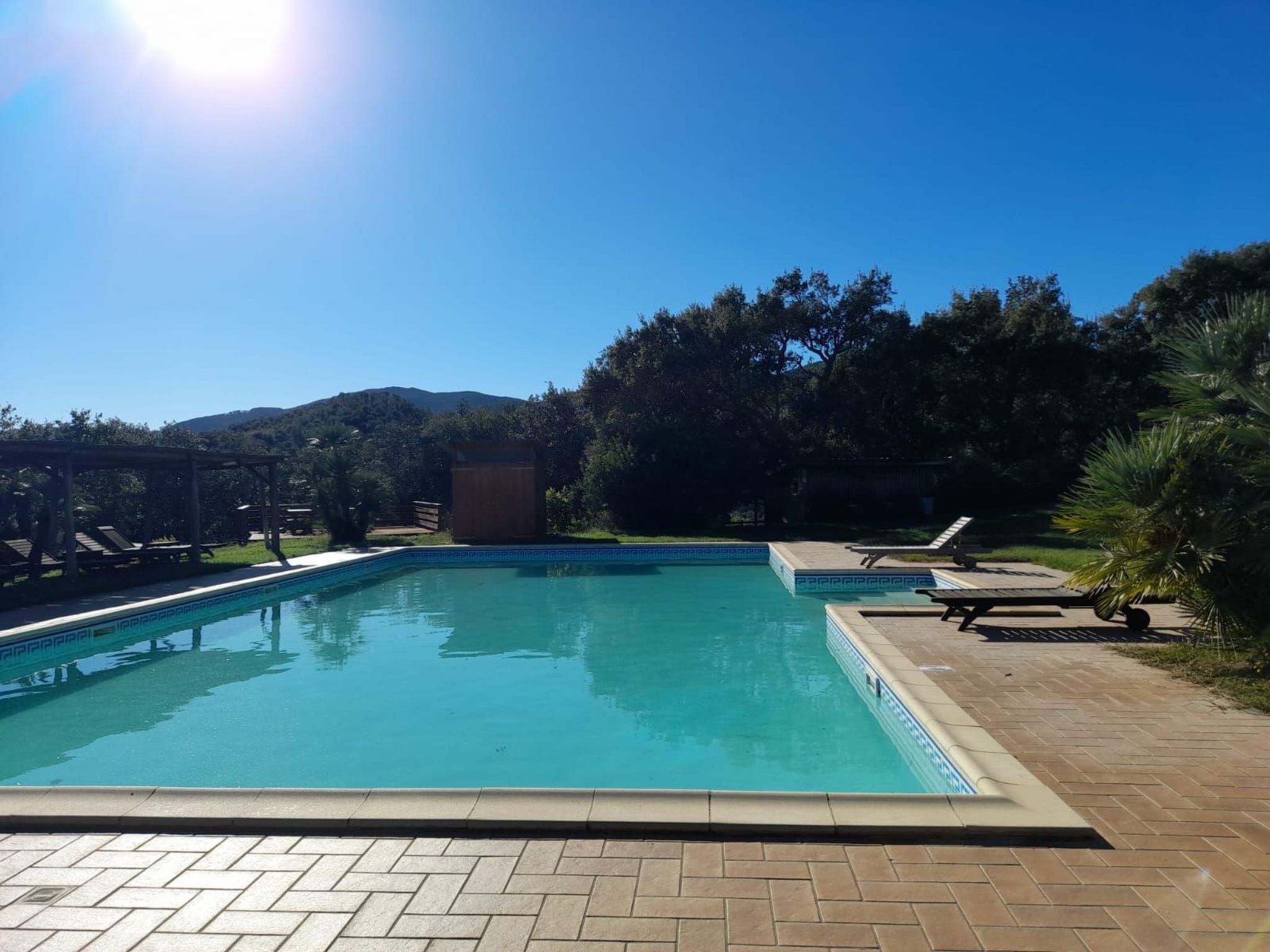 Suite con Giardino-Drinnen