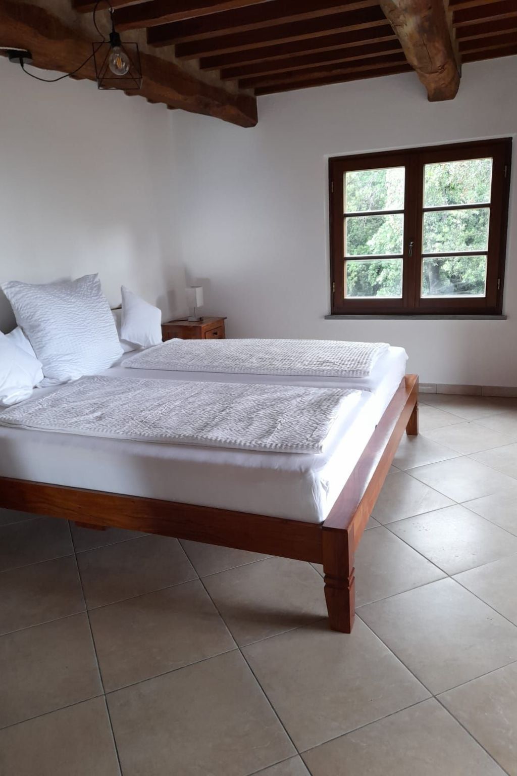 Wohnung mit Terrasse-Dedans