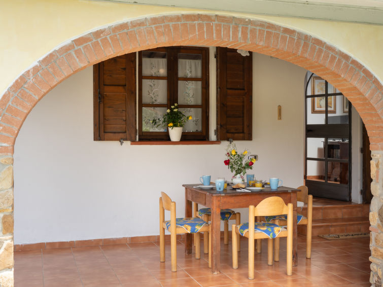 Search and Stay destination Provincia di Livorno, Toscana - Italy from AU$ 292. Bouganville