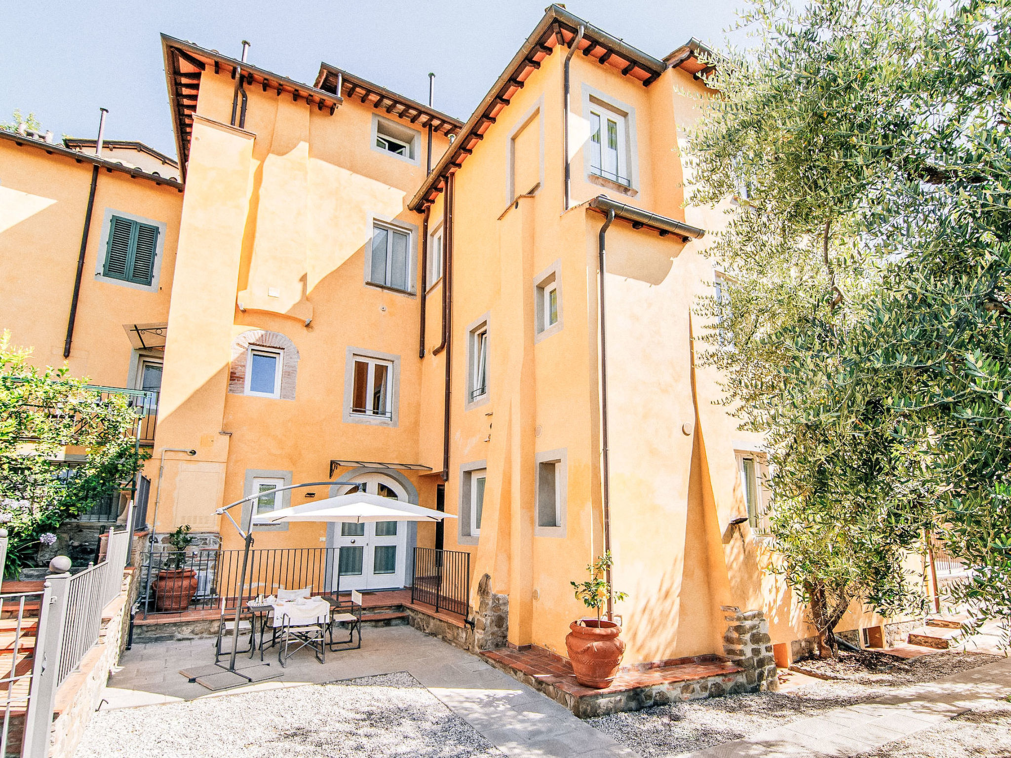 Wohnung 'The Grapefruit' mit Whirlpool - Dehors