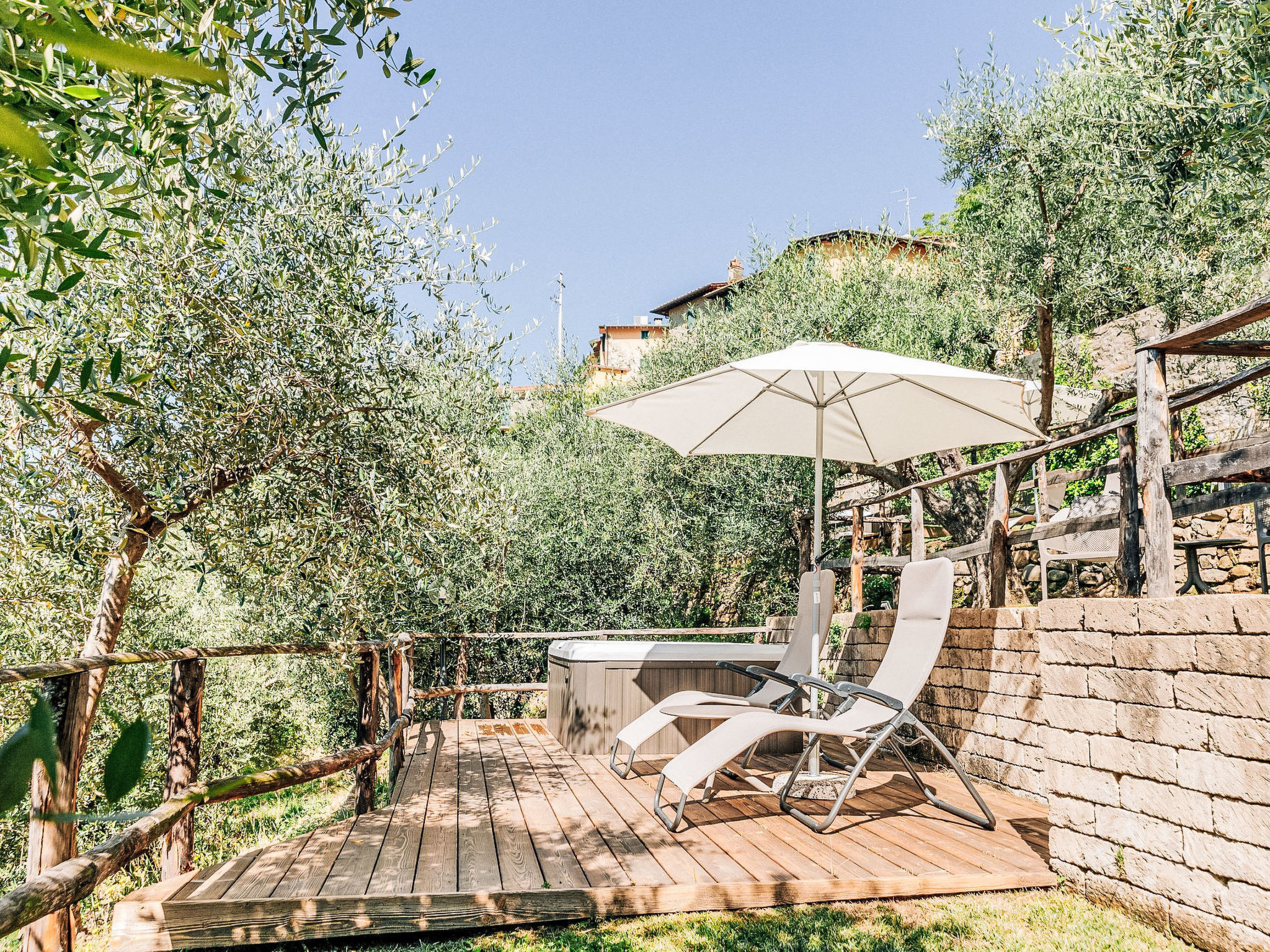 Wohnung "Il Bergamotto" mit Garten - Dehors