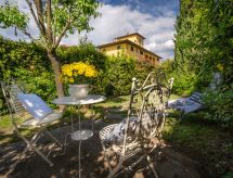 Zwei-Zimmer-Wohnung La Colombaia mit Garten