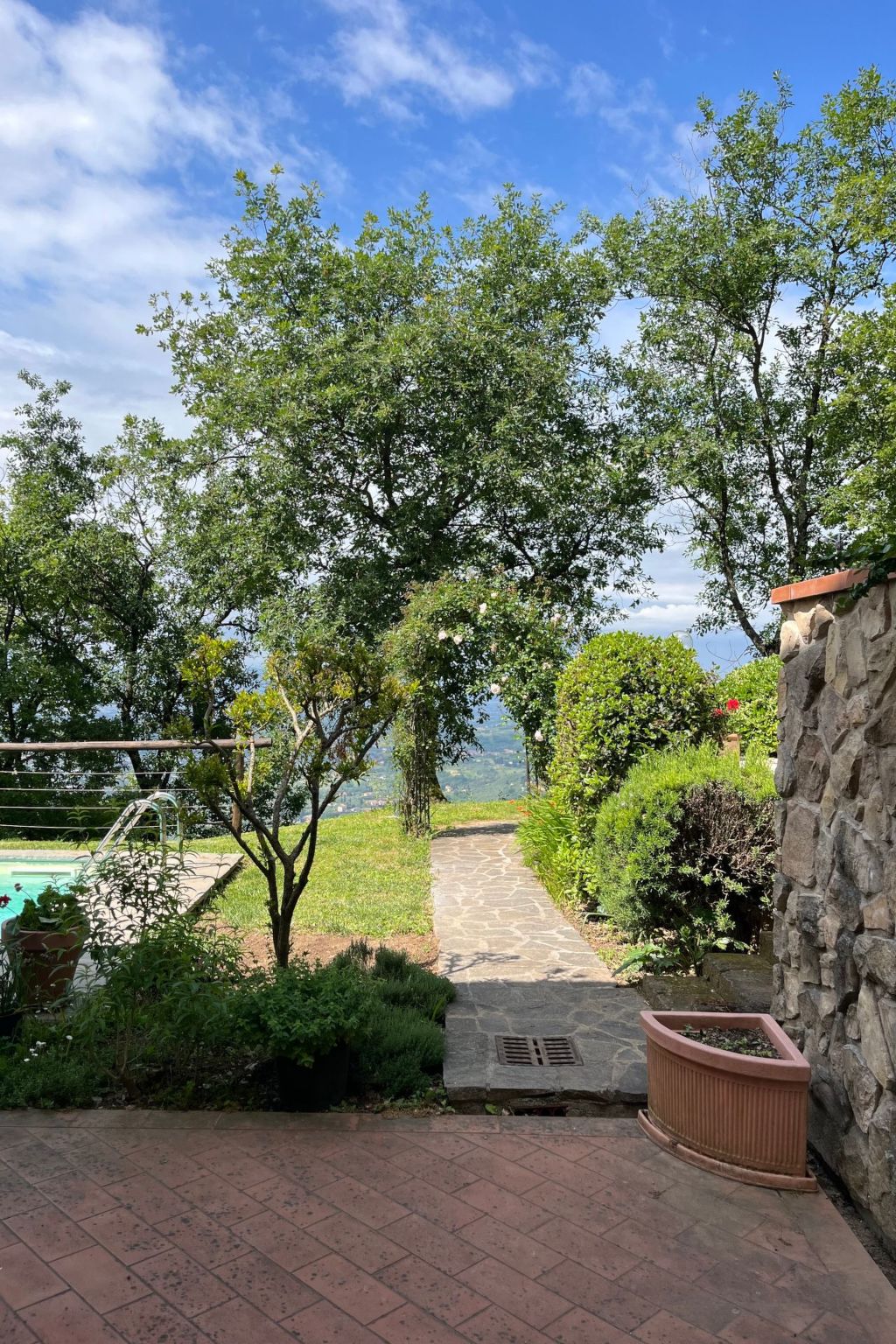 Villa im Grünen Civico 2 in Uzzano-Binnen