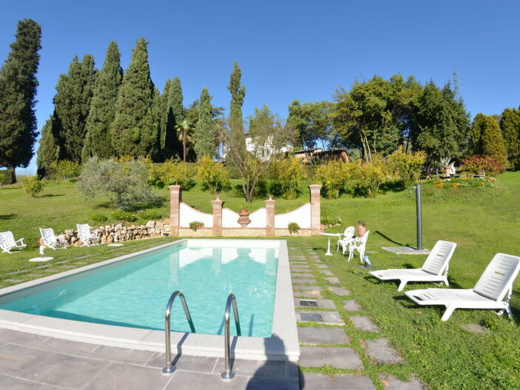 Villa Il Borghetto - Outside