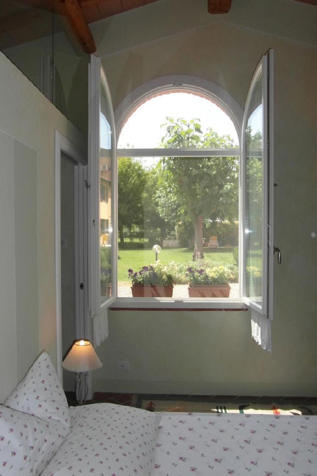 In Cascina mit privatem Parkplatz-Image-tags.info