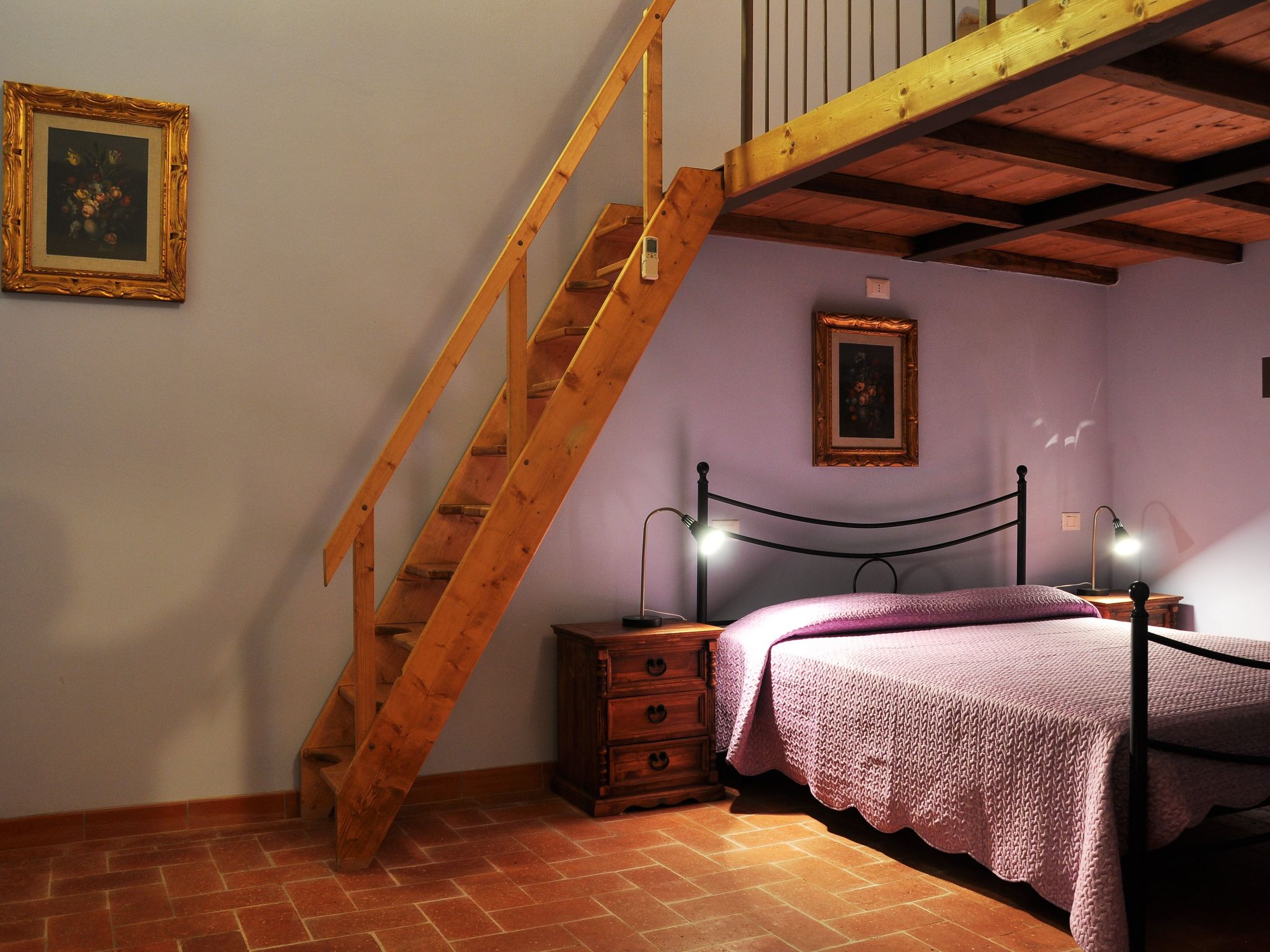 "Casa Olmo" Schwimmbad und Jacuzzi, privater Garten-Binnen