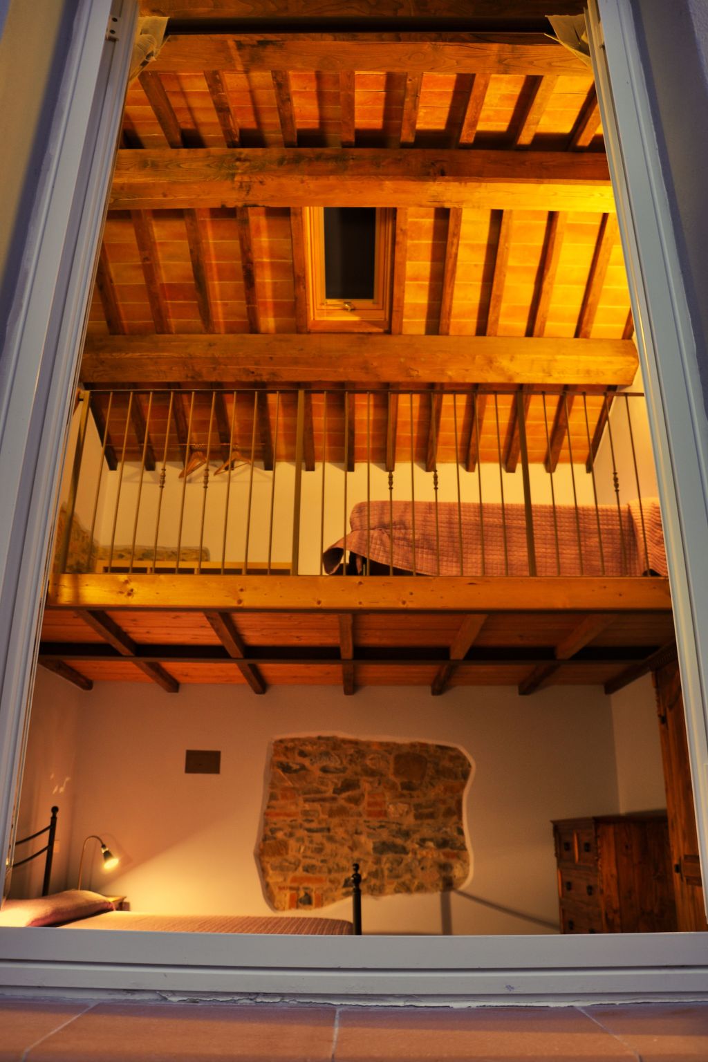 "Casa Olmo" Schwimmbad und Jacuzzi, privater Garten-Binnen