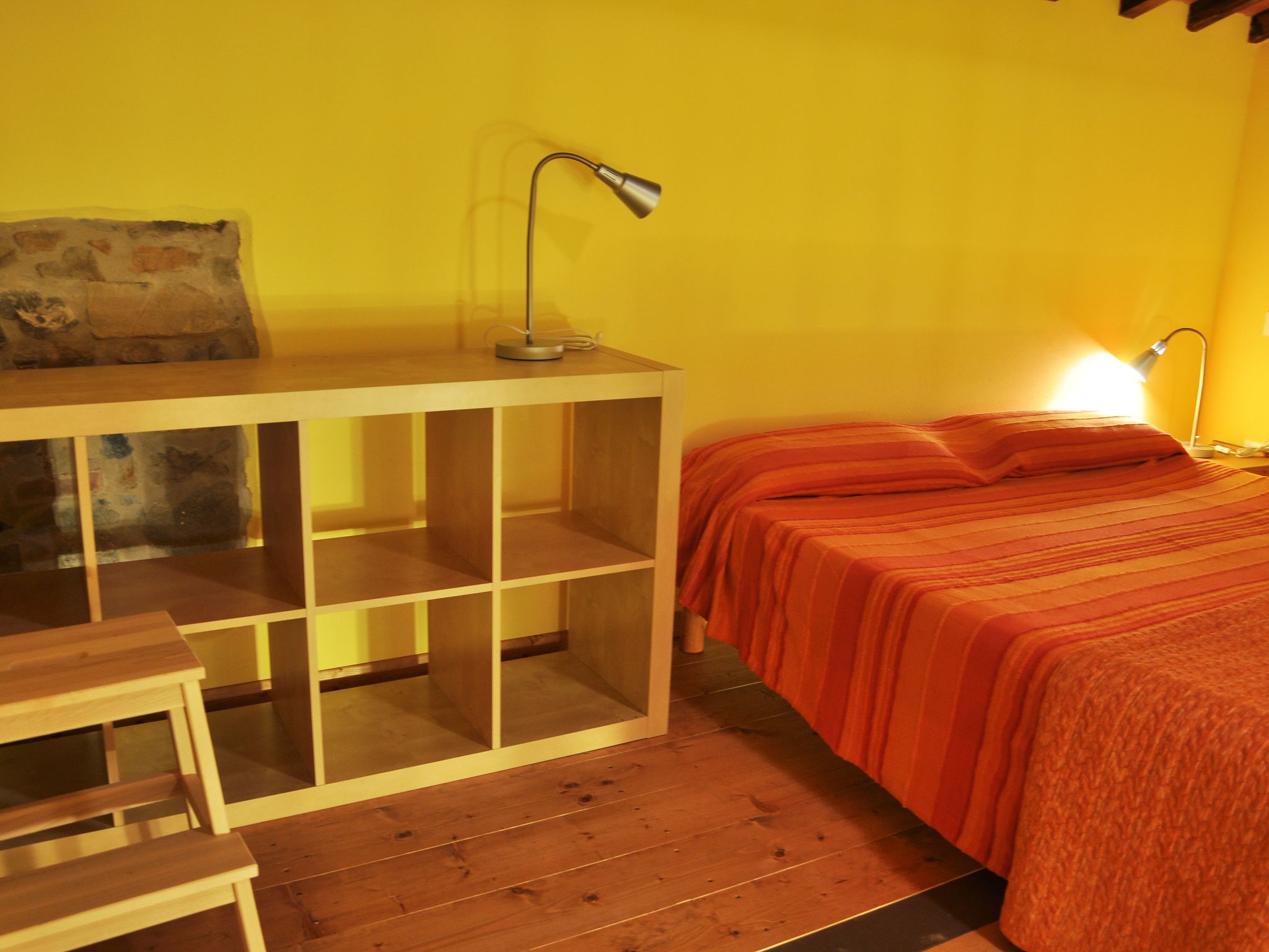 "Casa Olmo" Schwimmbad und Jacuzzi, privater Garten-Binnen