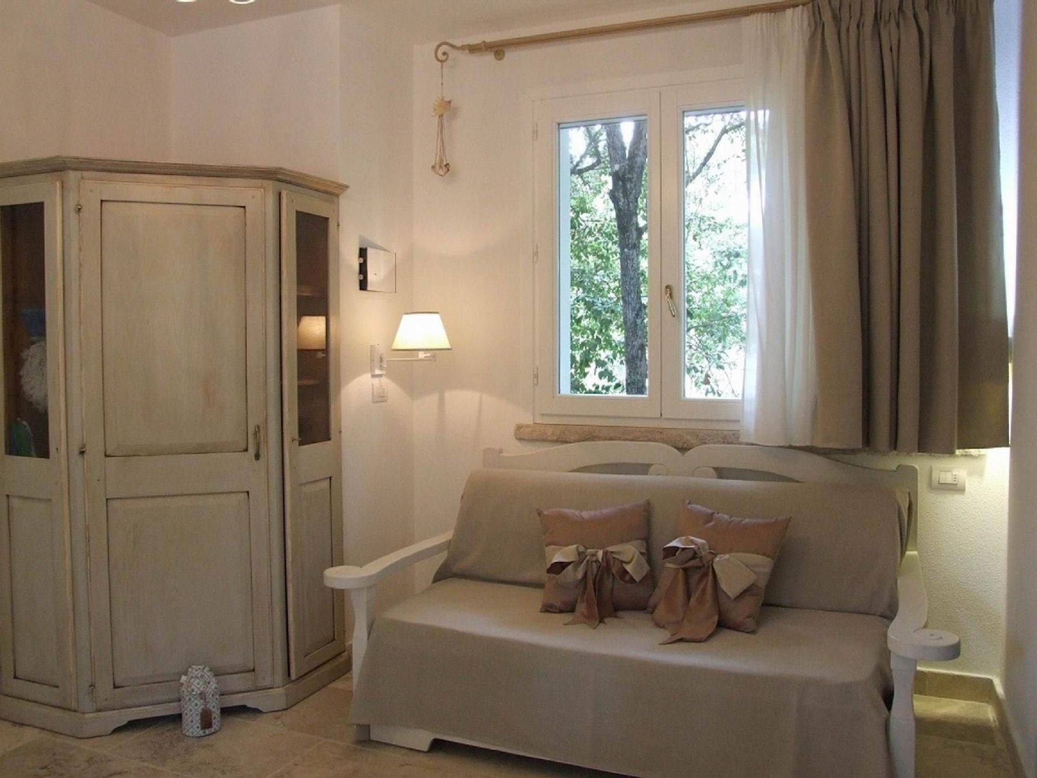 Iris' Wohnung mit Terrasse-Dedans