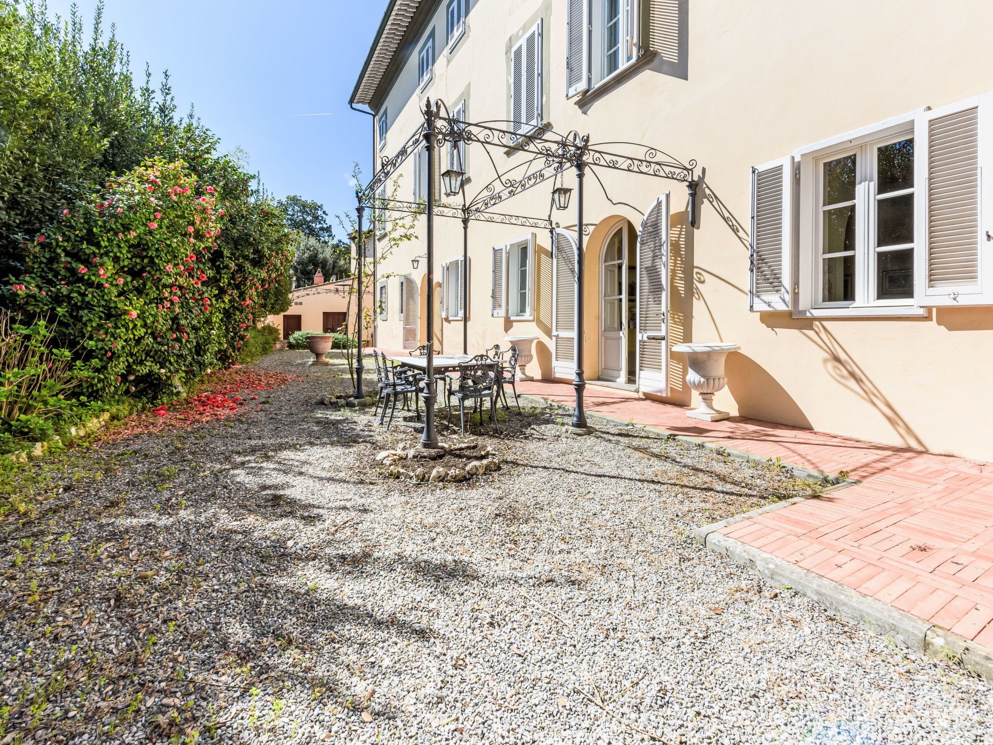 San Giovanni alla Vena - Buiten