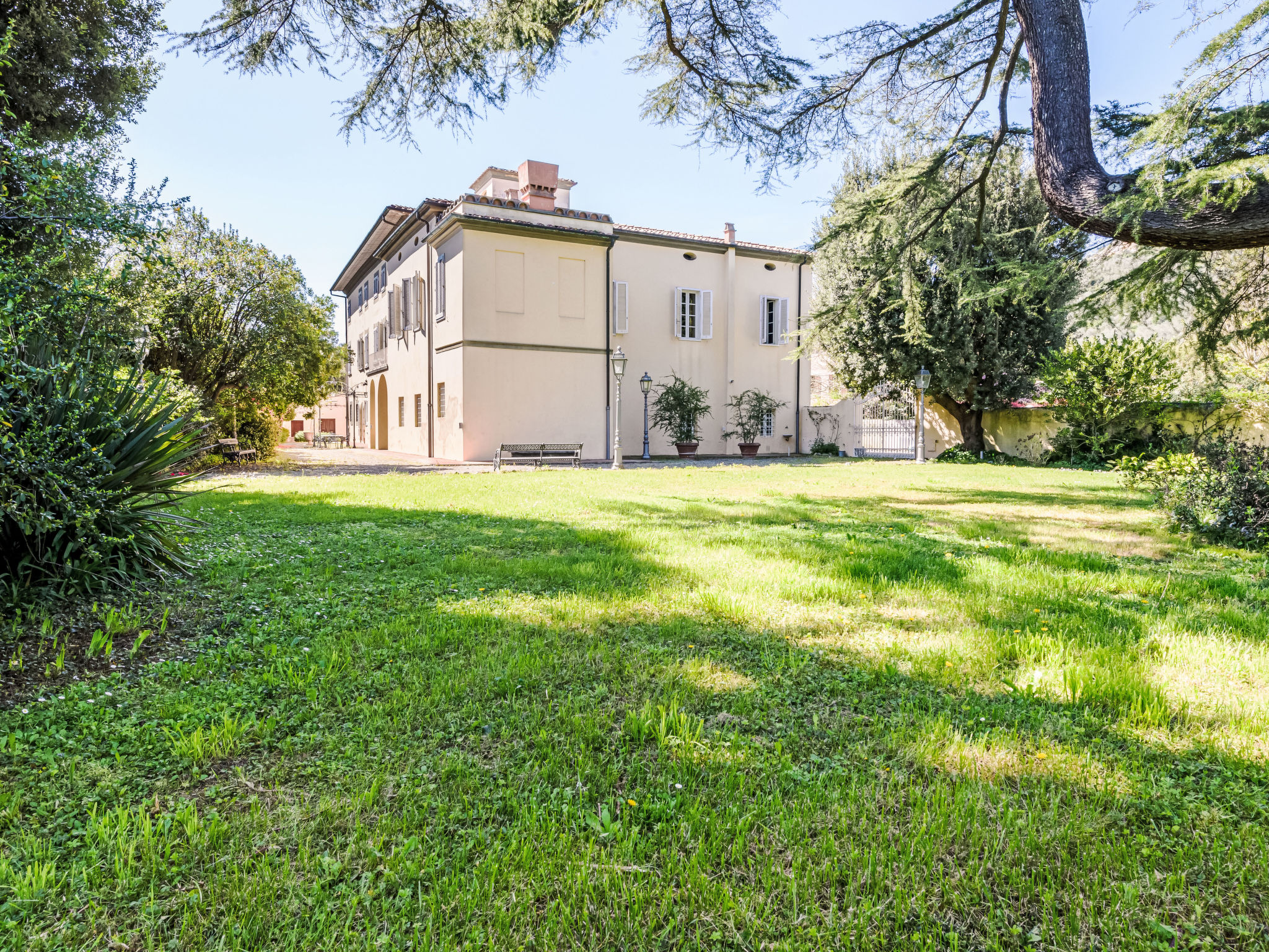 San Giovanni alla Vena - Buiten