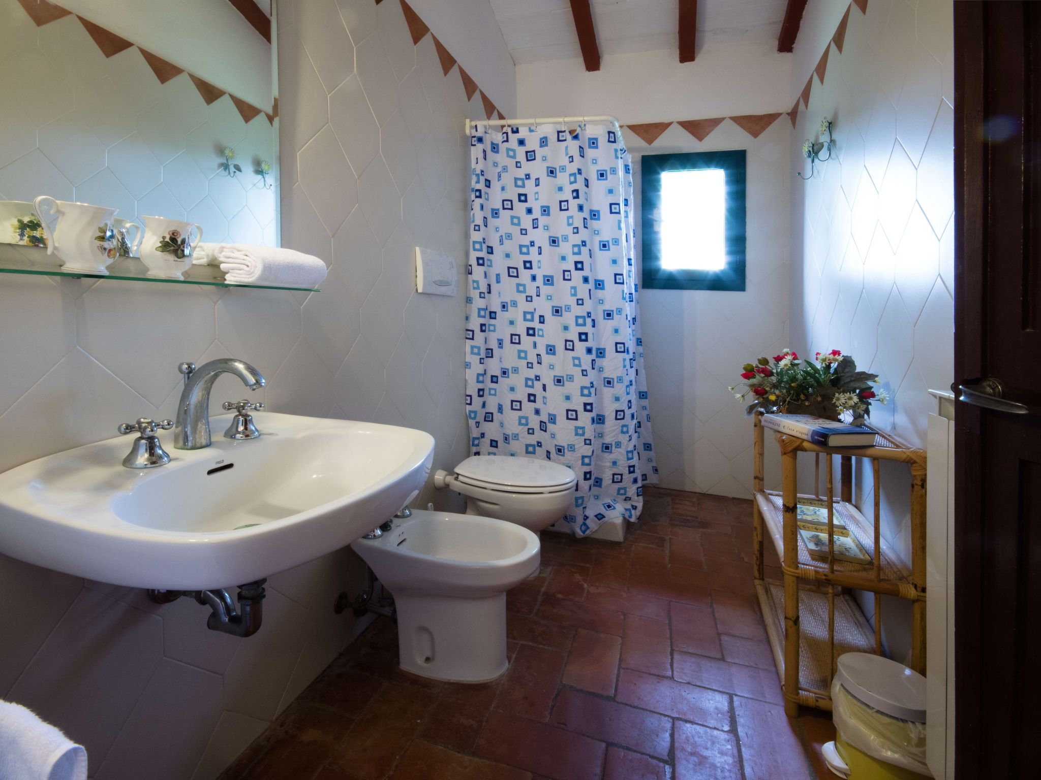 Rustikale Villa mit Swimmingpool in den toskanischen Hügeln-Image-tags.info