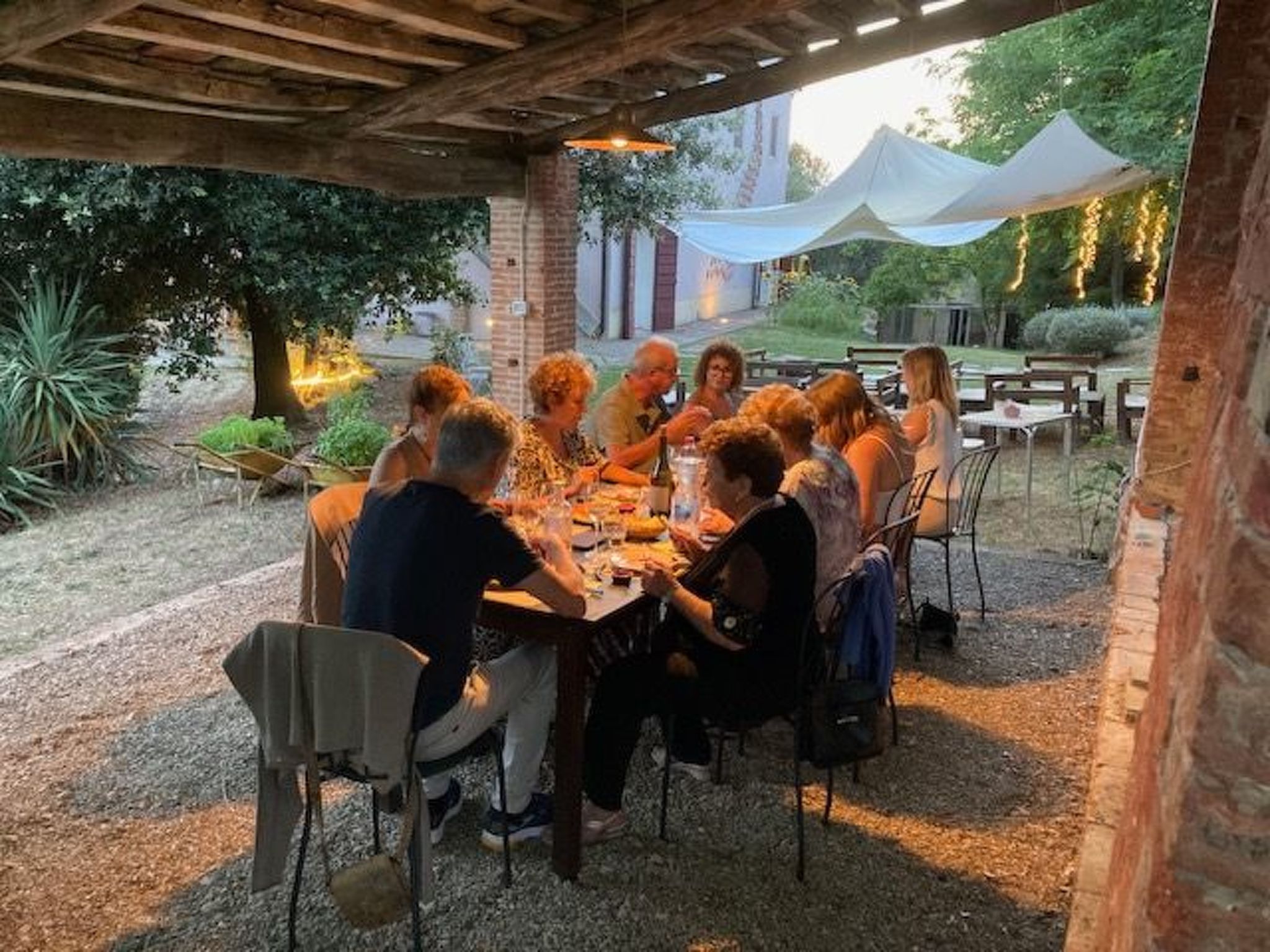 Rustikale Villa mit Swimmingpool in den toskanischen Hügeln-Image-tags.info