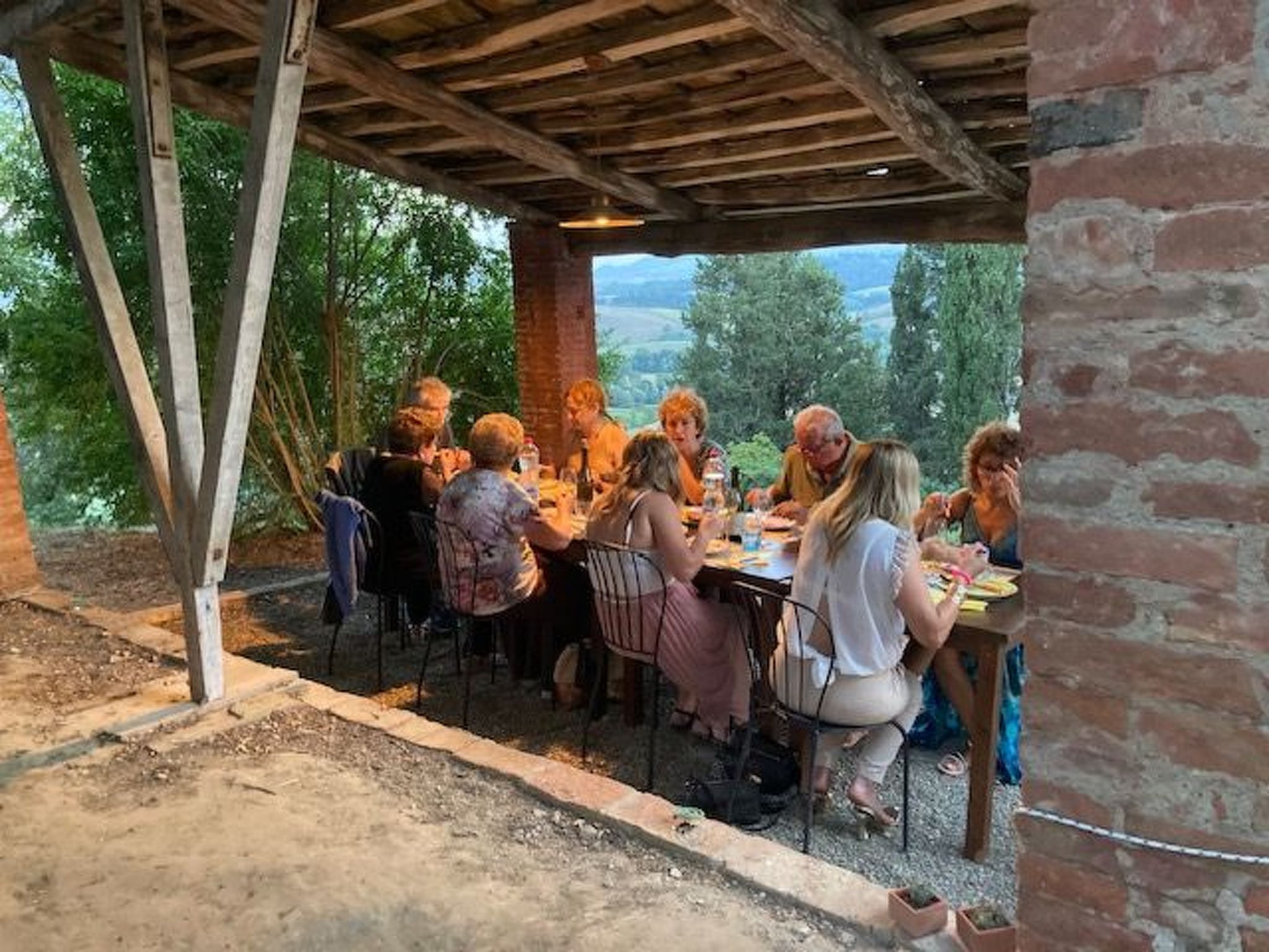 Rustikale Villa mit Swimmingpool in den toskanischen Hügeln-Image-tags.info