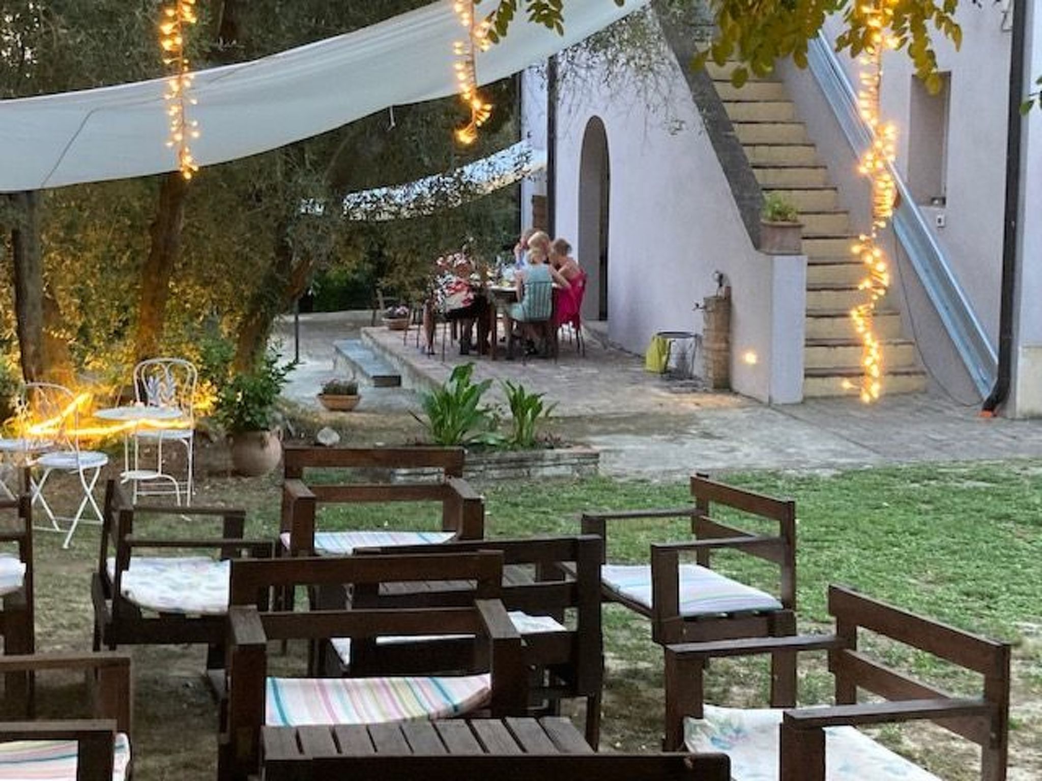 Rustikale Wohnung mit Swimmingpool in den Hügeln der Toskana-Binnen