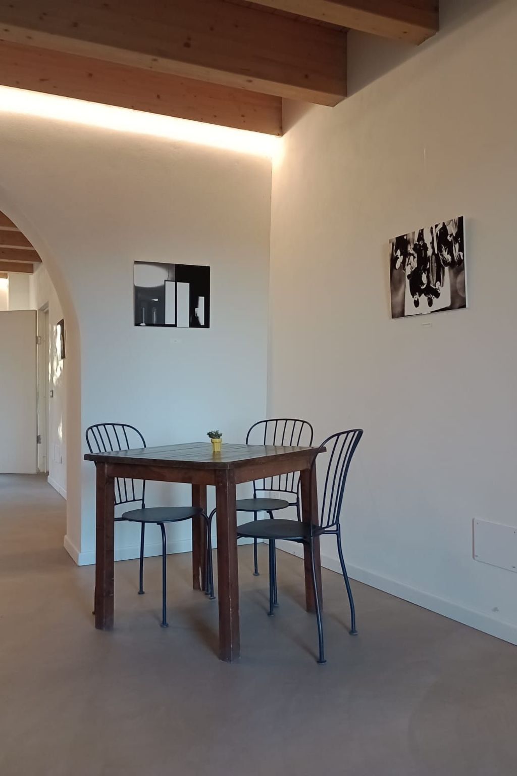 Rustikale Wohnung mit Swimmingpool in den Hügeln der Toskana