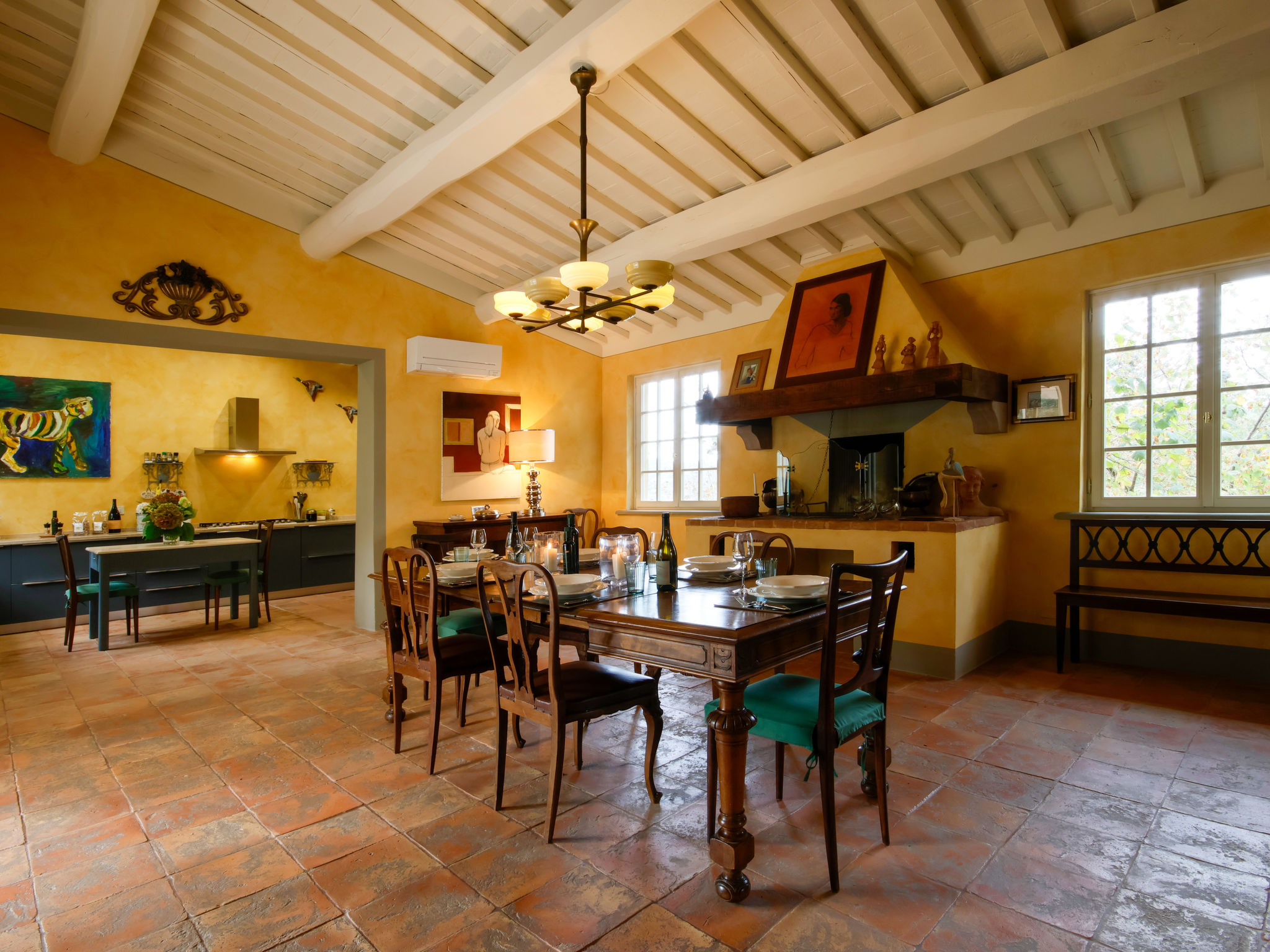 Kitchen / Dining Room