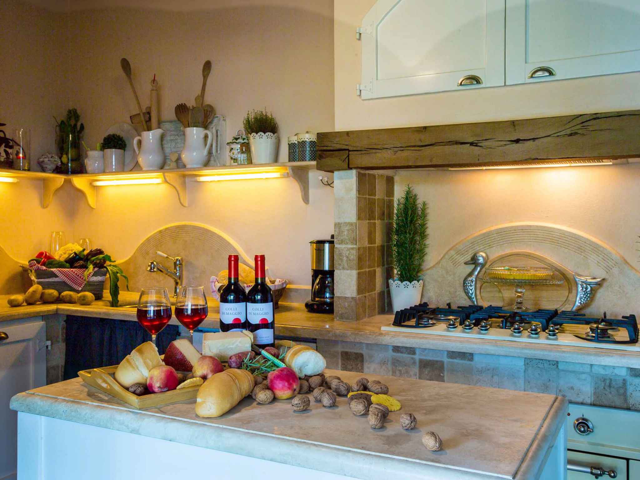 Kitchen / Dining Room